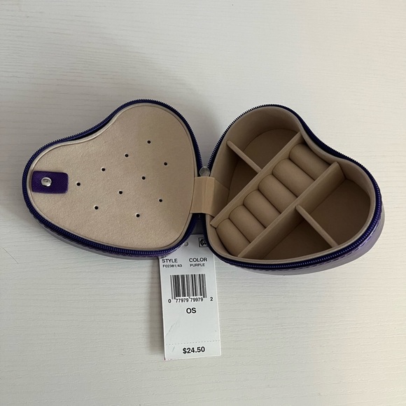 COPY - New with Tags - Stella and Max Heart Shaped Compact Jewelry Box in Purple - Picture 3 of 3
